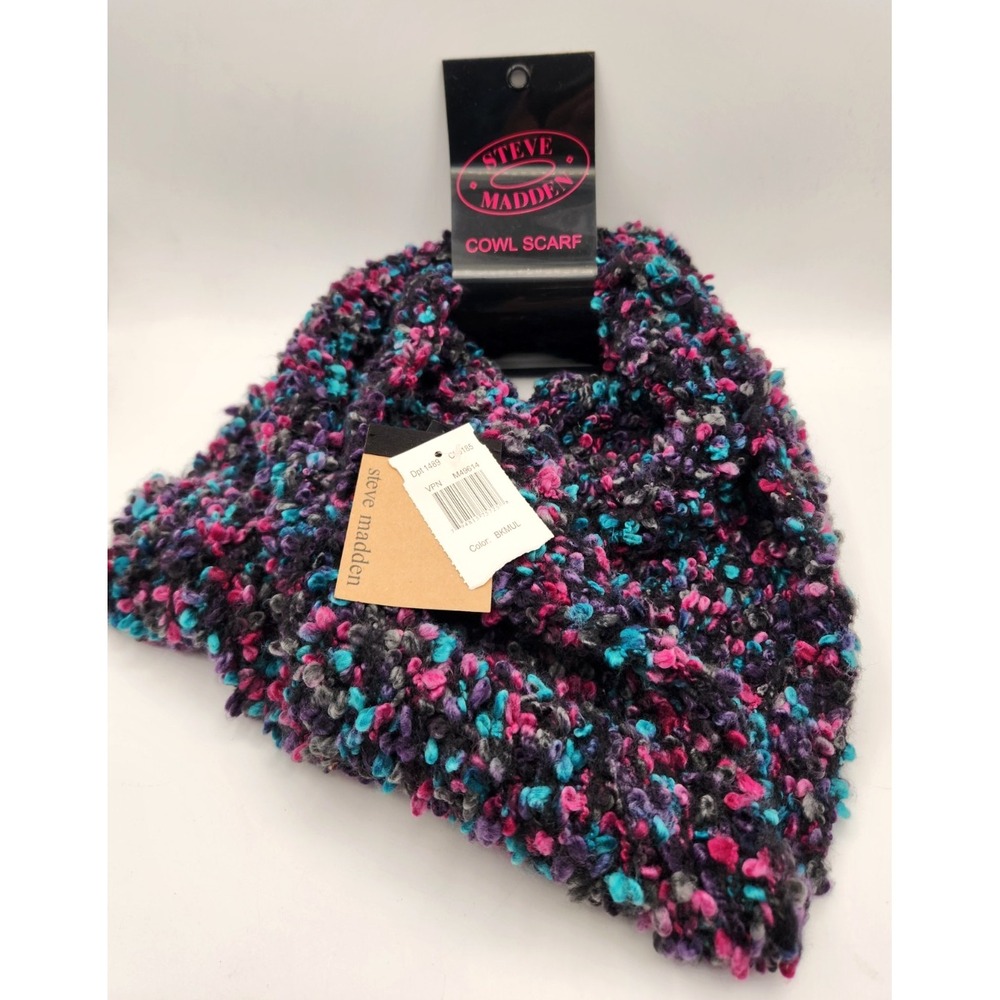 Steve Madden Knitted Infinity Loop Cowl Scarf One Size Fits All Multicolor NEW